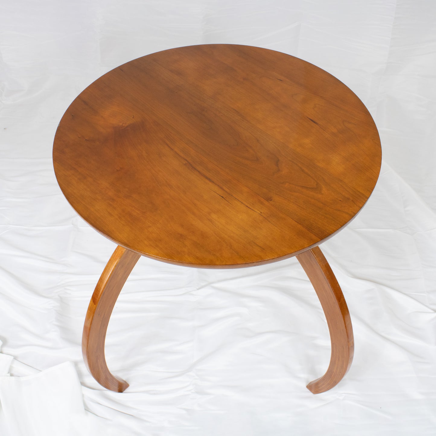 05 Round Cherry End Table